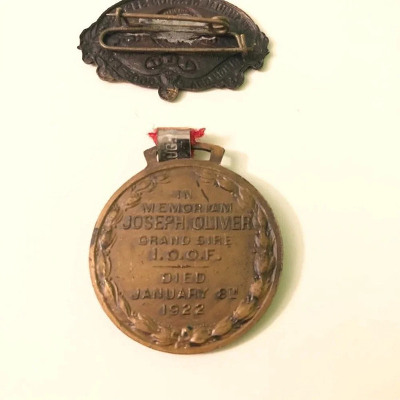 Vintage 1922 98th Annual Session Odd Fellows Medal Joseph  Oliver - Picture 6 of 8